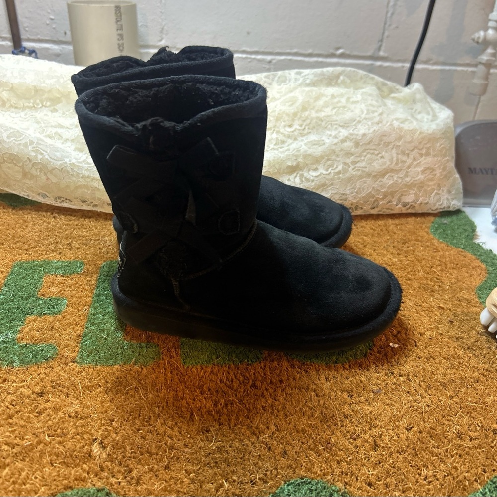 Koolaburra Black Suede Boots with Bow Accent